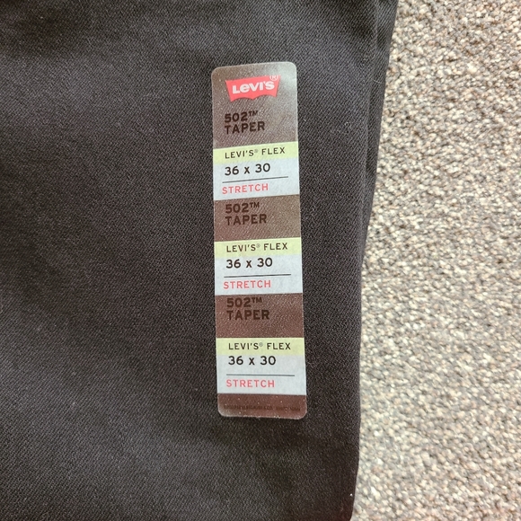 Red tab/ Blank Tab Levi's Mens 502 Black Taper Jeans 36x30 With Tags casual - Picture 7 of 16